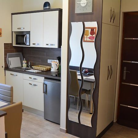 Bodza Apartmanok Eger Exteriör bild