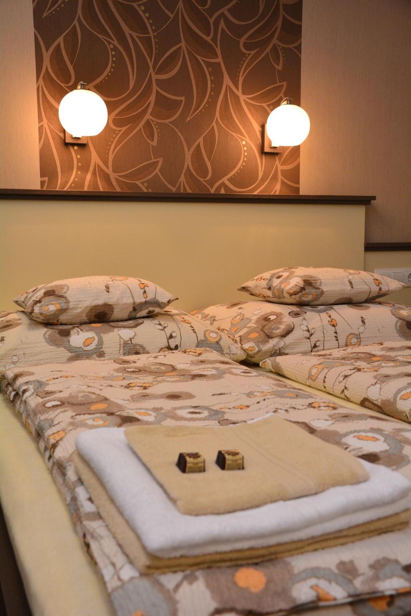 Bodza Apartmanok Eger Rum bild